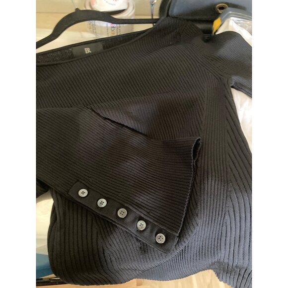 Banana Republic NWOT Sweater Boat Neck Black Buttons Detail Large - Picture 6 of 6